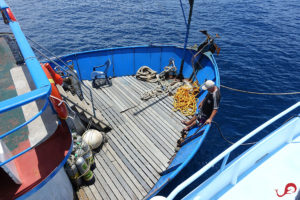 Maria Patricia not having enough fuel to search for lost divers © Sten Johansson