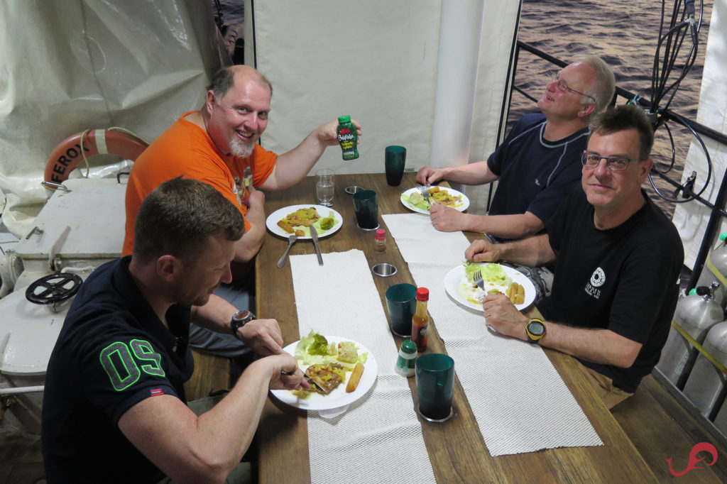 French-Canadian lunch onboard Ferox © Sten Johansson